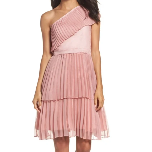 open lace back dress Nova Pink Metallic Pleated Tiers Plunging Maxi-Dress main image 0